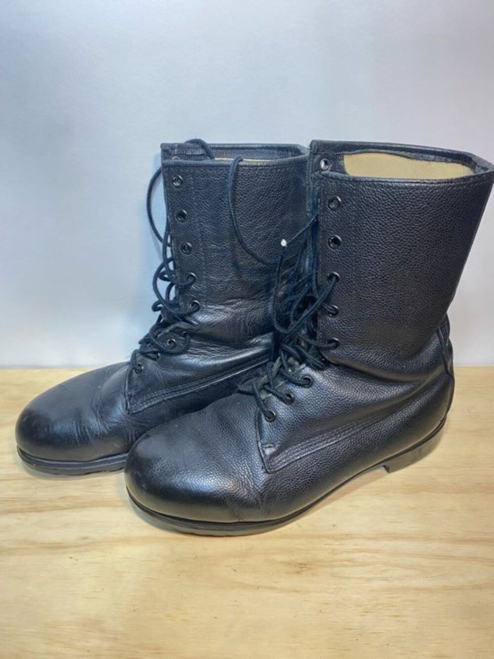 Canadian Military Mark III Leather Combat Boots Size 258/98 US 7 E Greb Soles